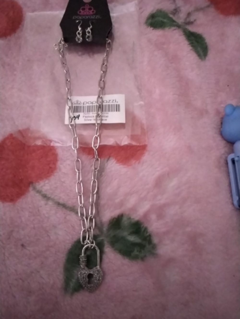 paparazzi Silver Sparkling Padlock Necklace